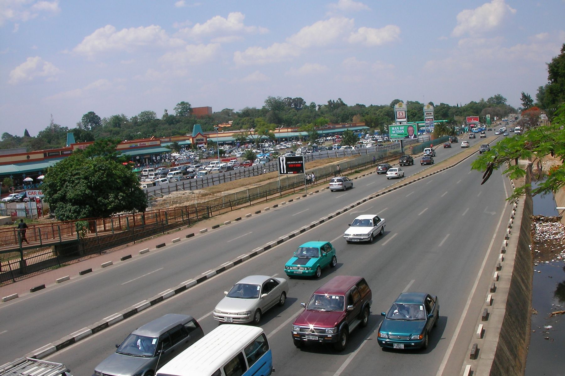 What's it like to live and work in Lusaka? - EWB Canada